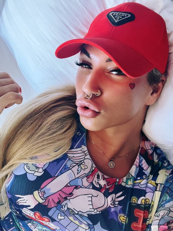 Транссексуалка Лиза