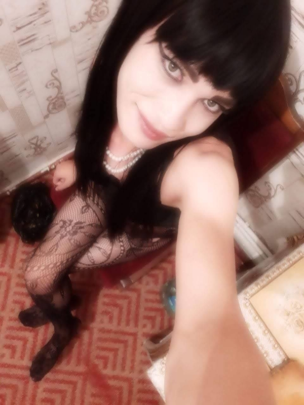 Госпожа Лола