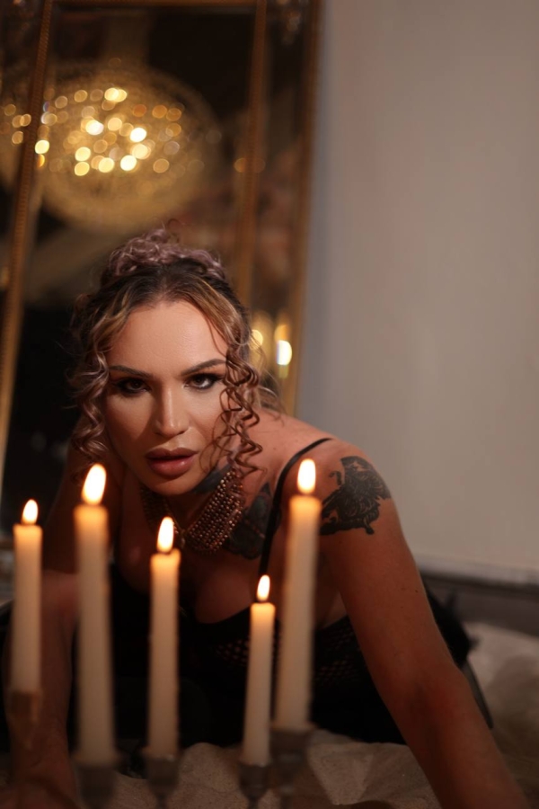 Транссексуалка Ирва